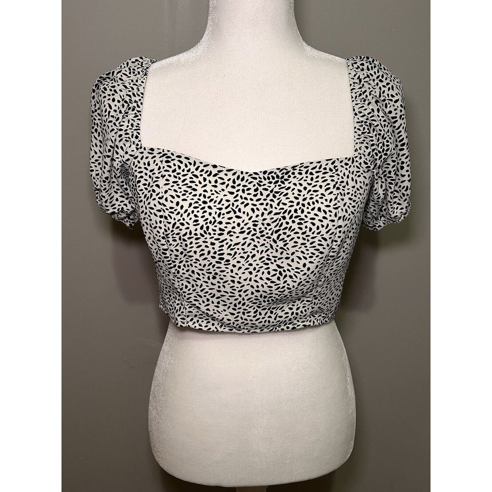 Altar'd State Black/White Blouse Crop Top Tie Back Cottage Boho Hippie Country M - Picture 1 of 7